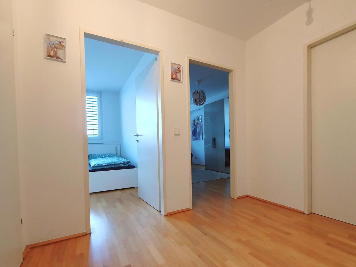 Near Lake Two Bedroom Duplex Apartment Vienne Extérieur photo